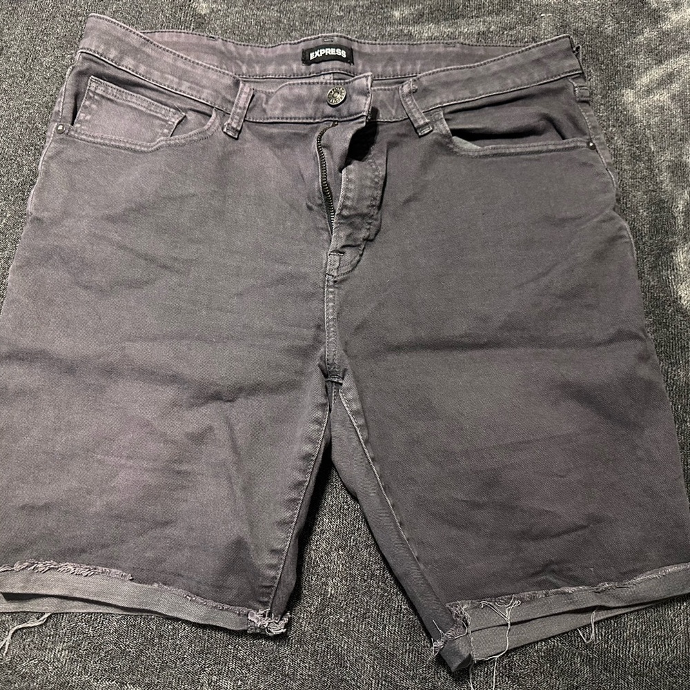 Express Shorts